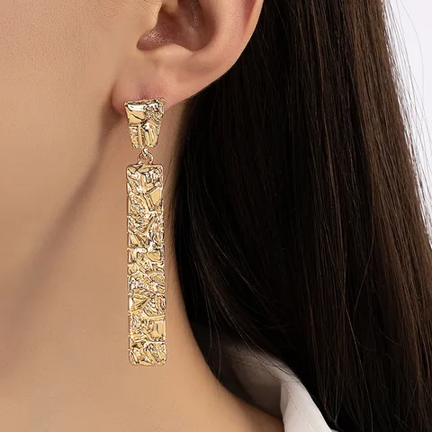 Oria sculpted drops